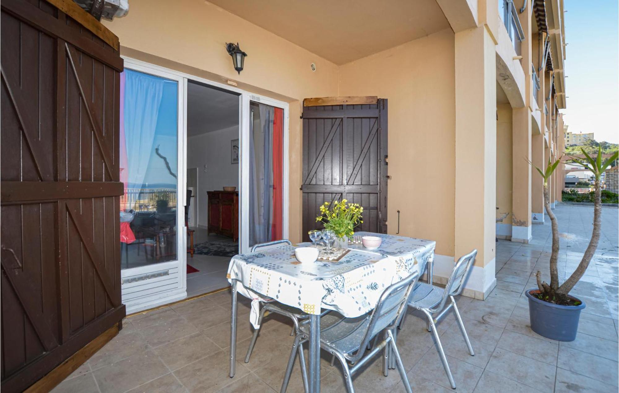 Cozy Apartment In Propriano With Kitchen Luaran gambar